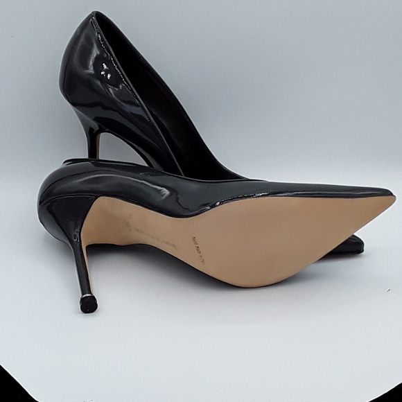 New in box Manolo Blahnik heels - Picture 4 of 5